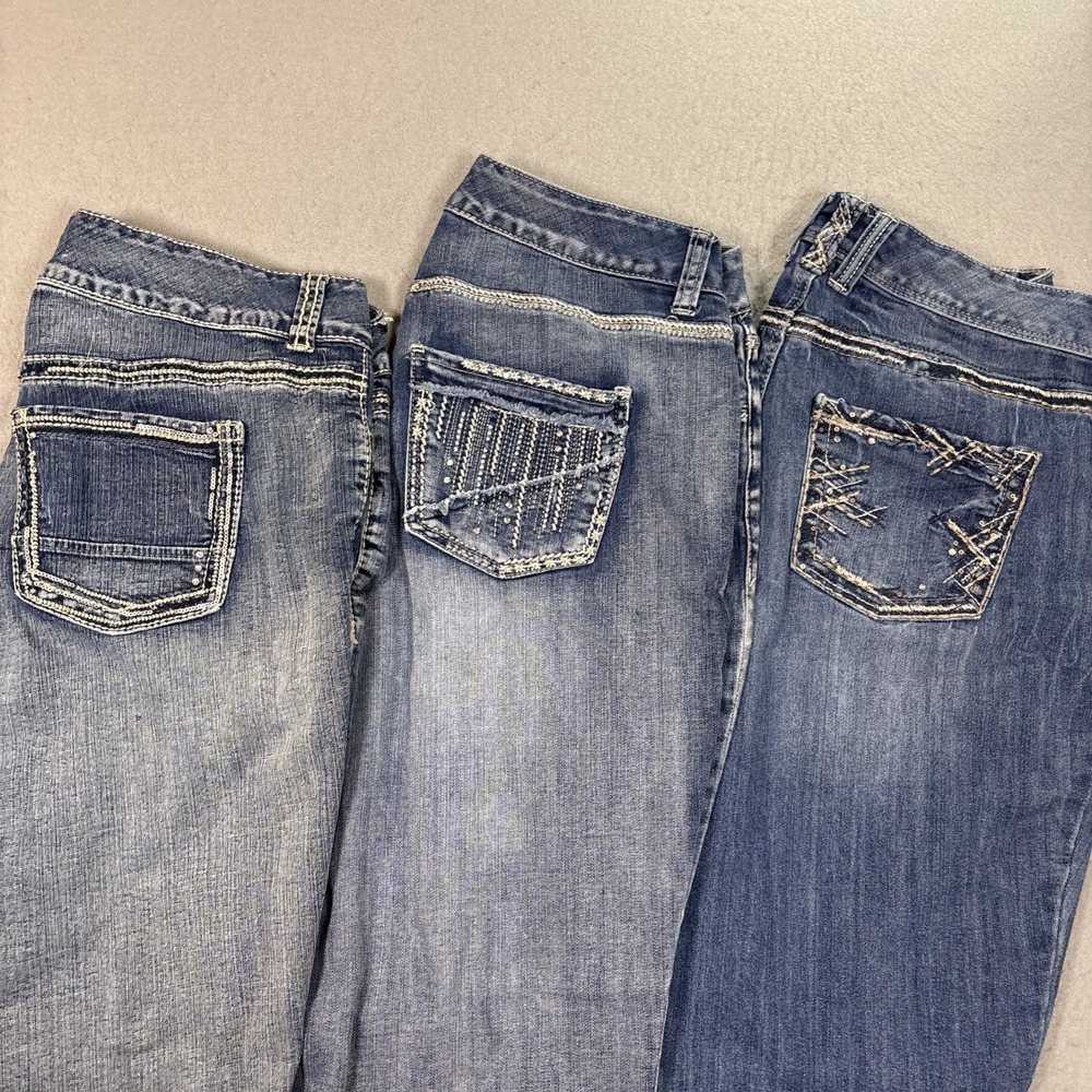 Maurices Jean Capri Pants Women Size 16 Denim Sequin Embellish Raw‎ Hem Lot of 3